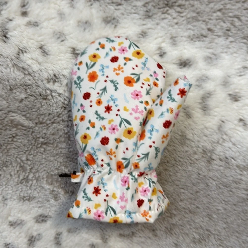 Floral mittens little girls OS faux fur warm winter outdoor play girlhoodcore